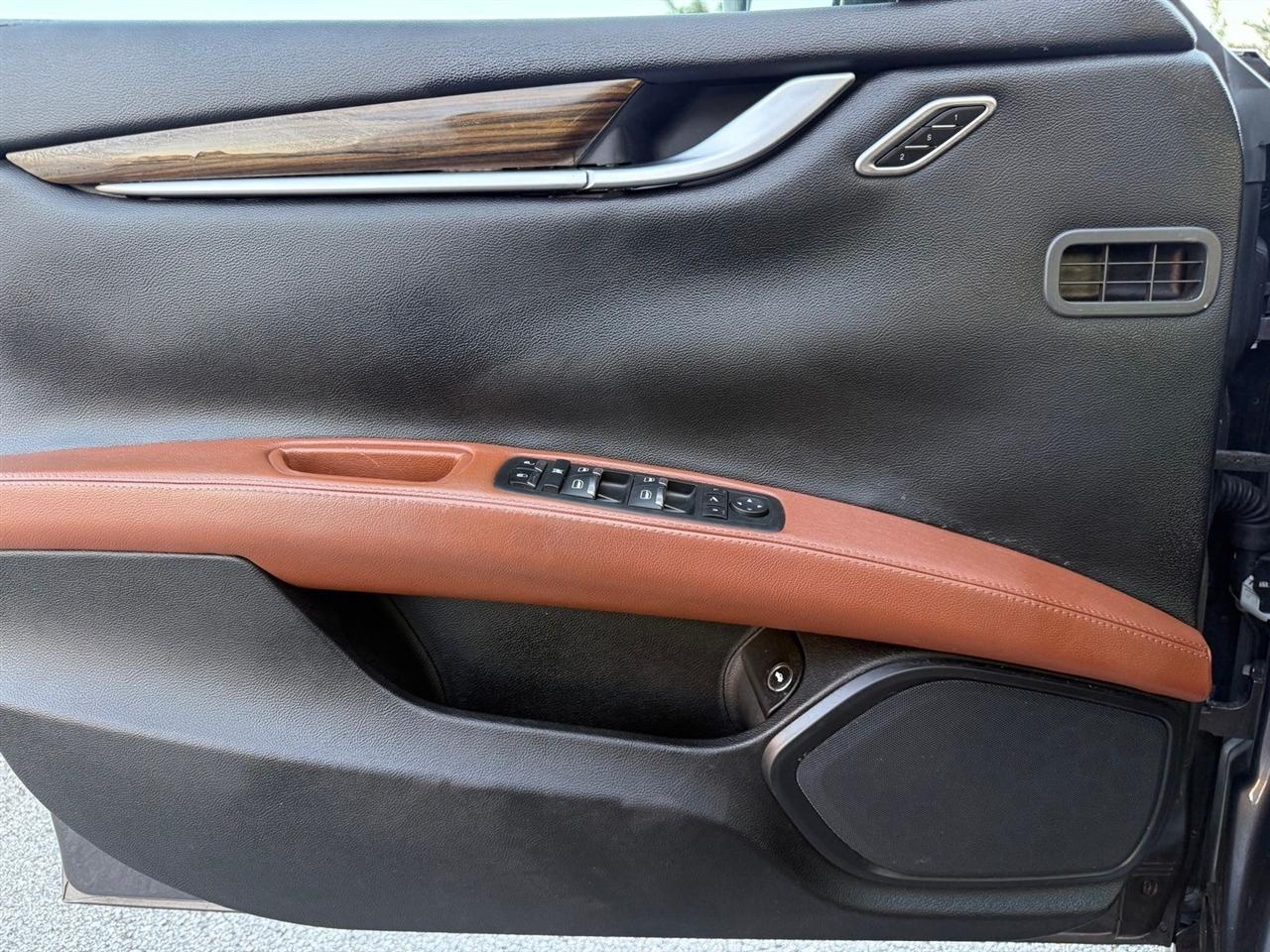 Maserati Ghibli  2014