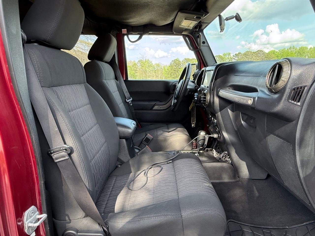 Jeep Wrangler Unlimited  2012