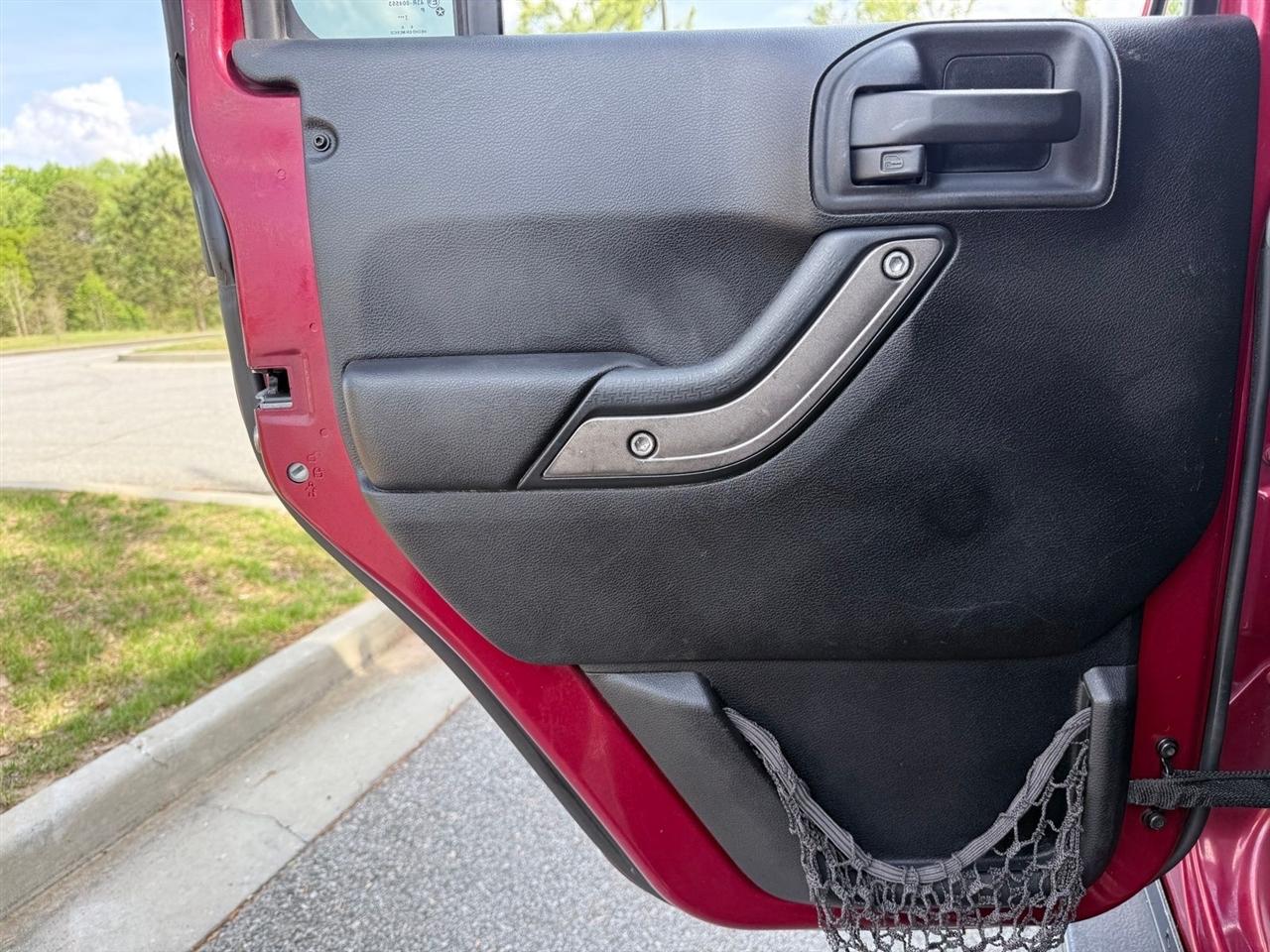 Jeep Wrangler Unlimited  2012