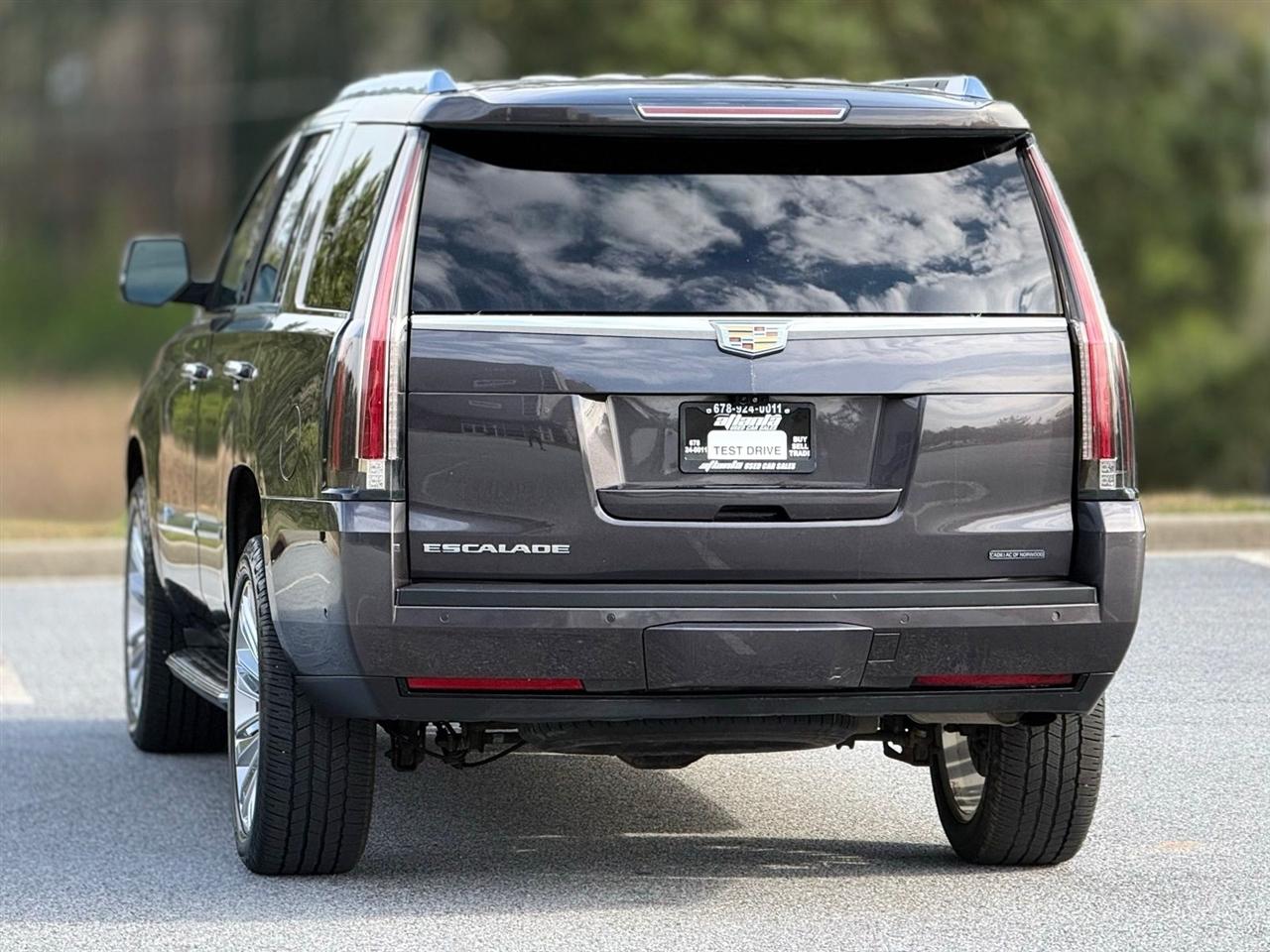 Cadillac Escalade  2018