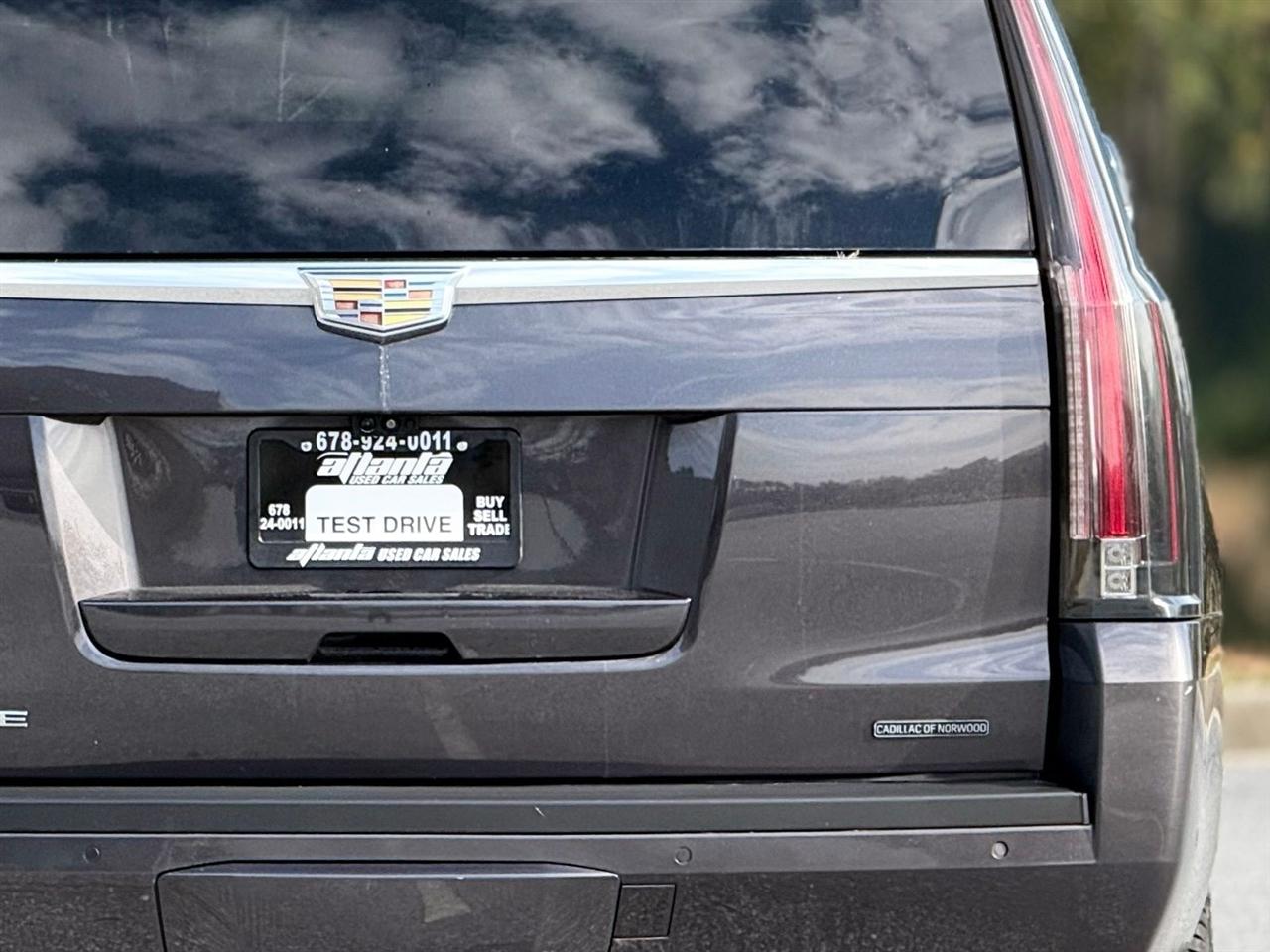 Cadillac Escalade  2018