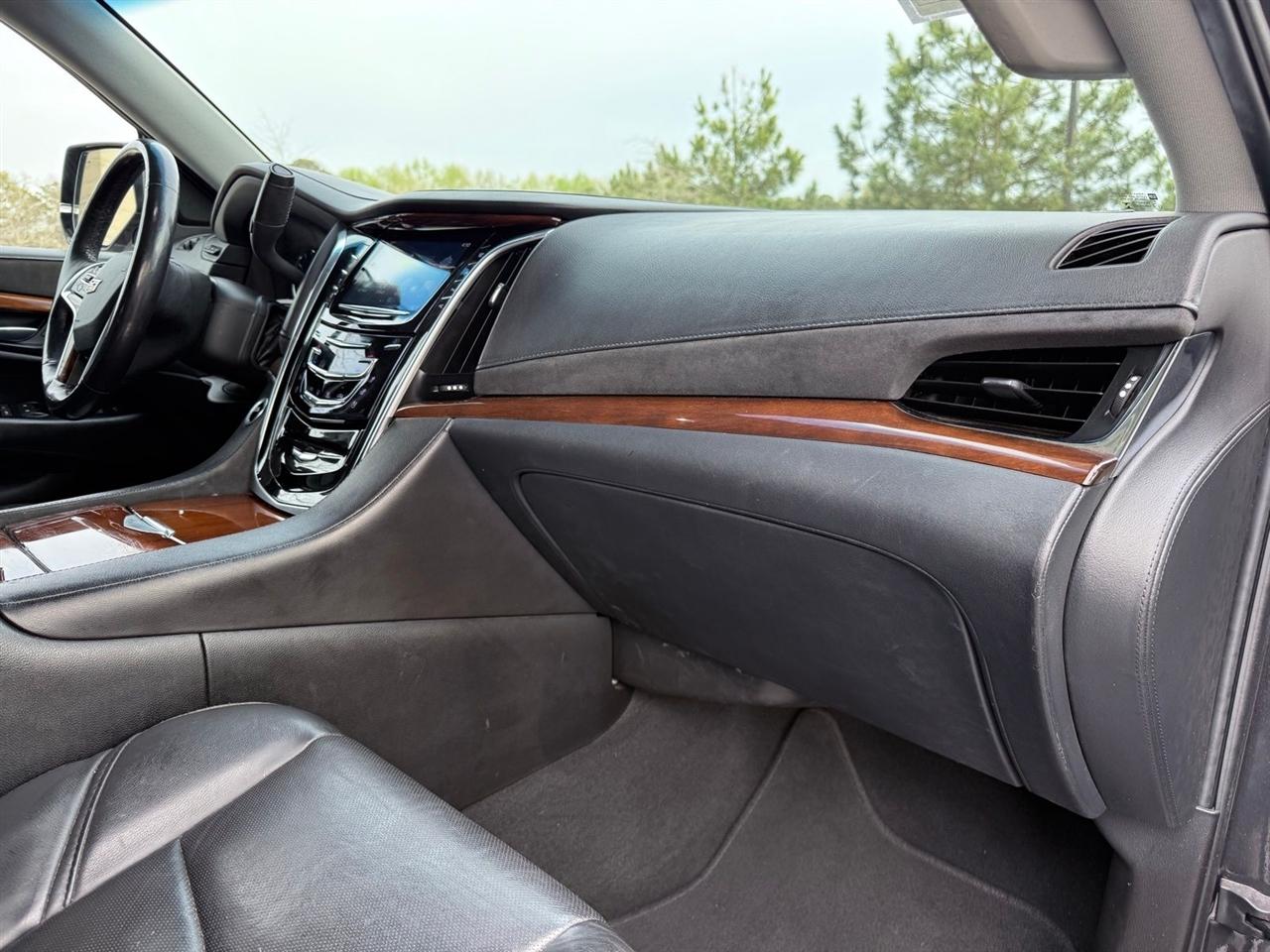 Cadillac Escalade  2018