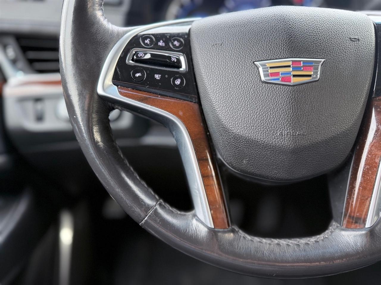 Cadillac Escalade  2018