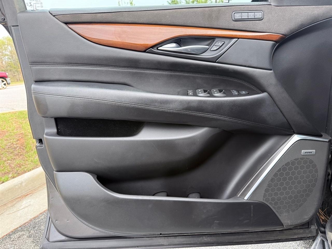 Cadillac Escalade  2018