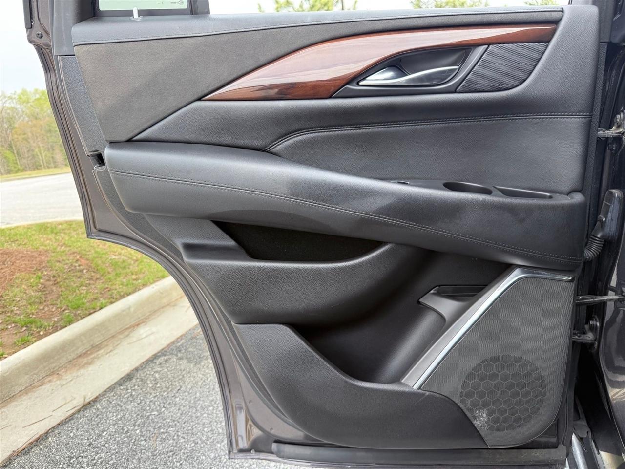 Cadillac Escalade  2018