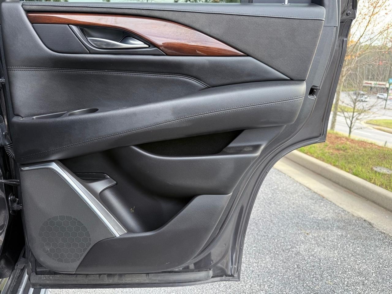 Cadillac Escalade  2018