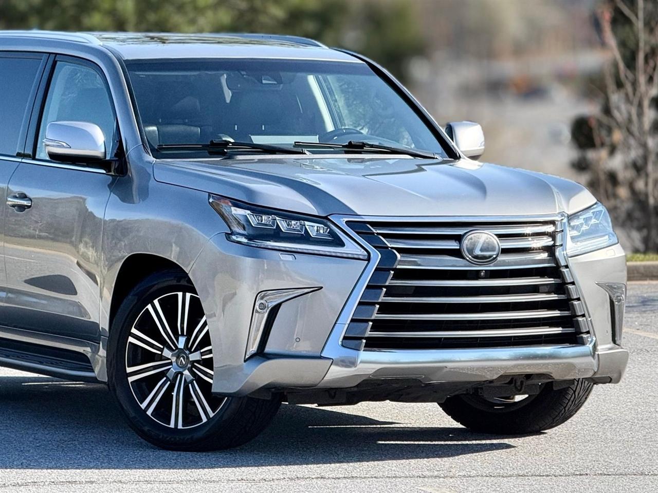 Lexus LX  2018