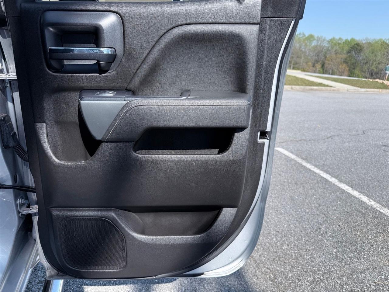 Chevrolet Silverado 1500  2018