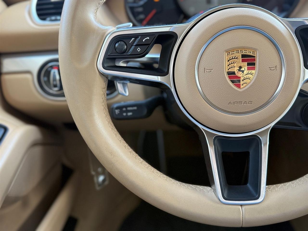 Porsche 718 Cayman  2017