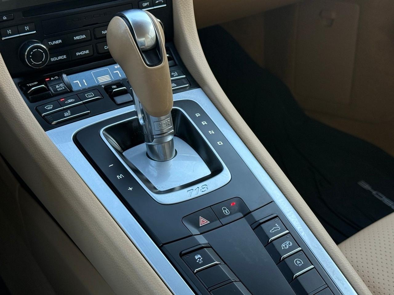 Porsche 718 Cayman  2017