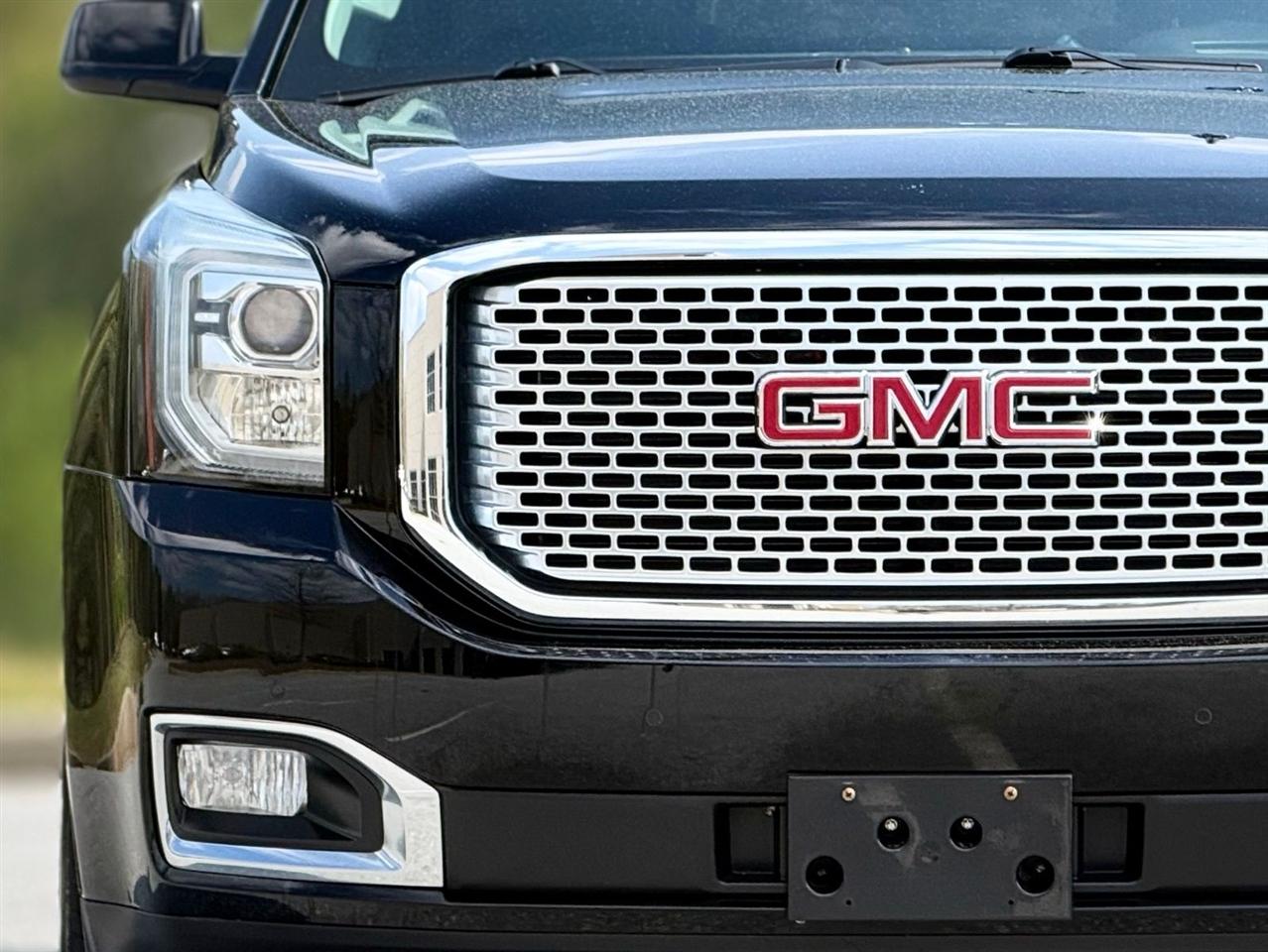 GMC Yukon XL  2017