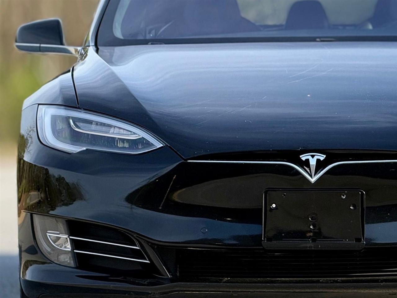 Tesla Model S  2019