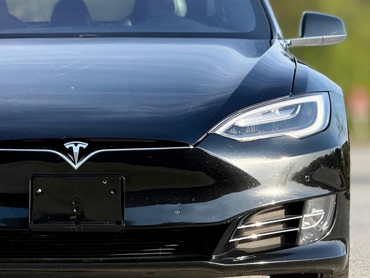 Tesla Model S  2019