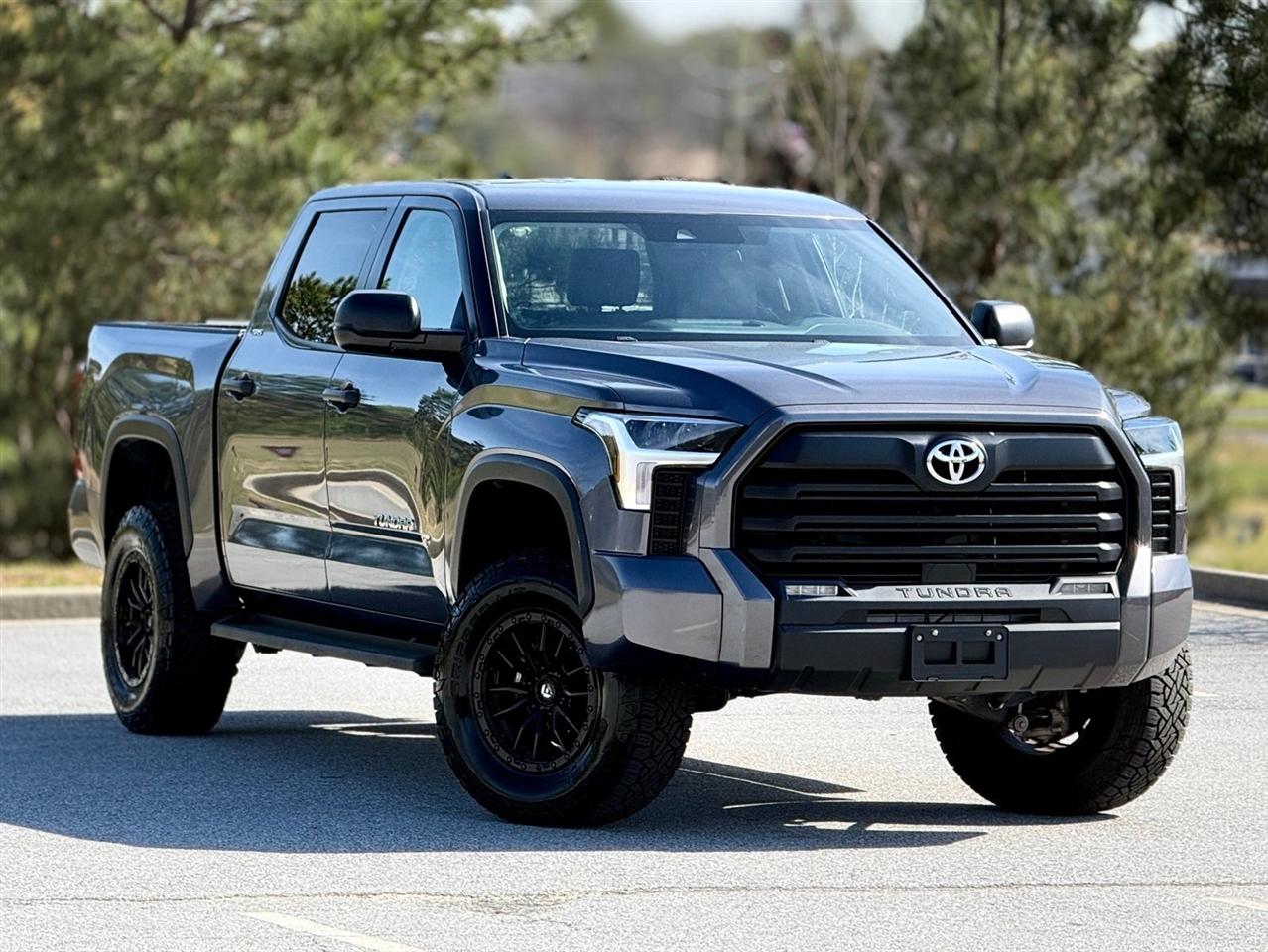 Toyota Tundra 4WD  2024