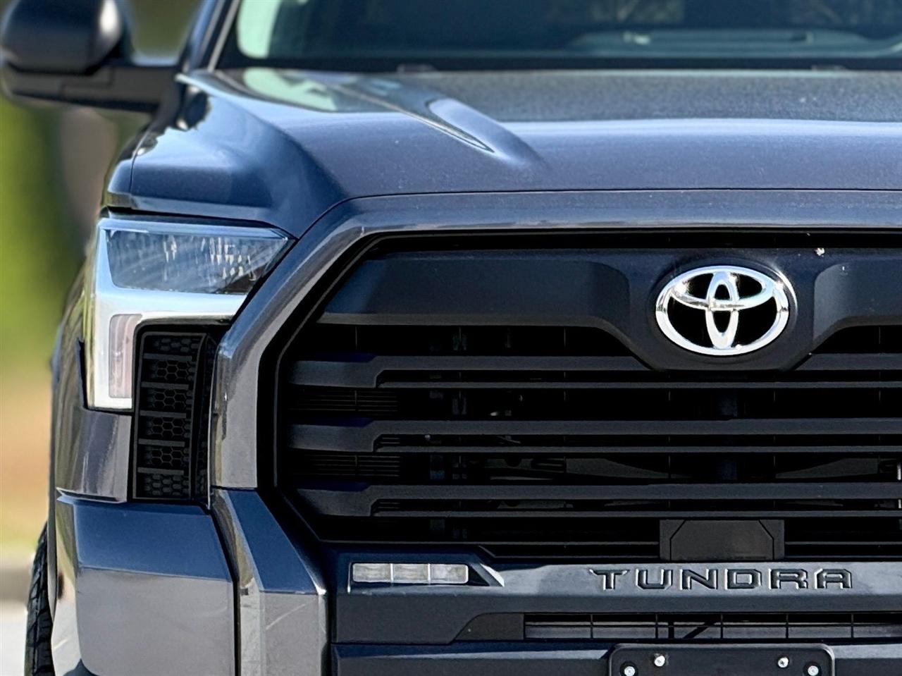 Toyota Tundra 4WD  2024