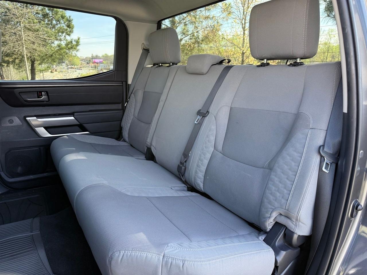 Toyota Tundra 4WD  2024