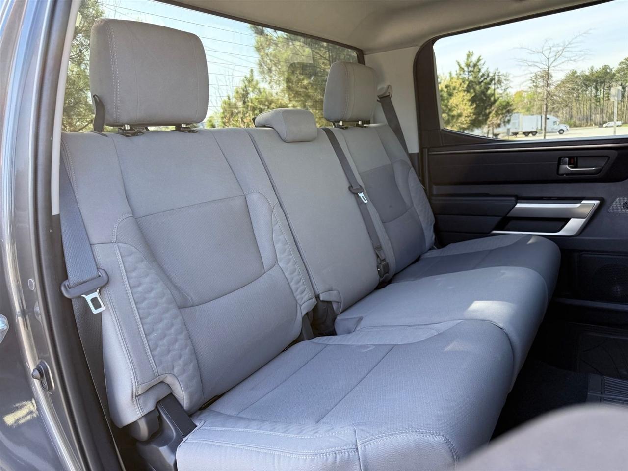 Toyota Tundra 4WD  2024