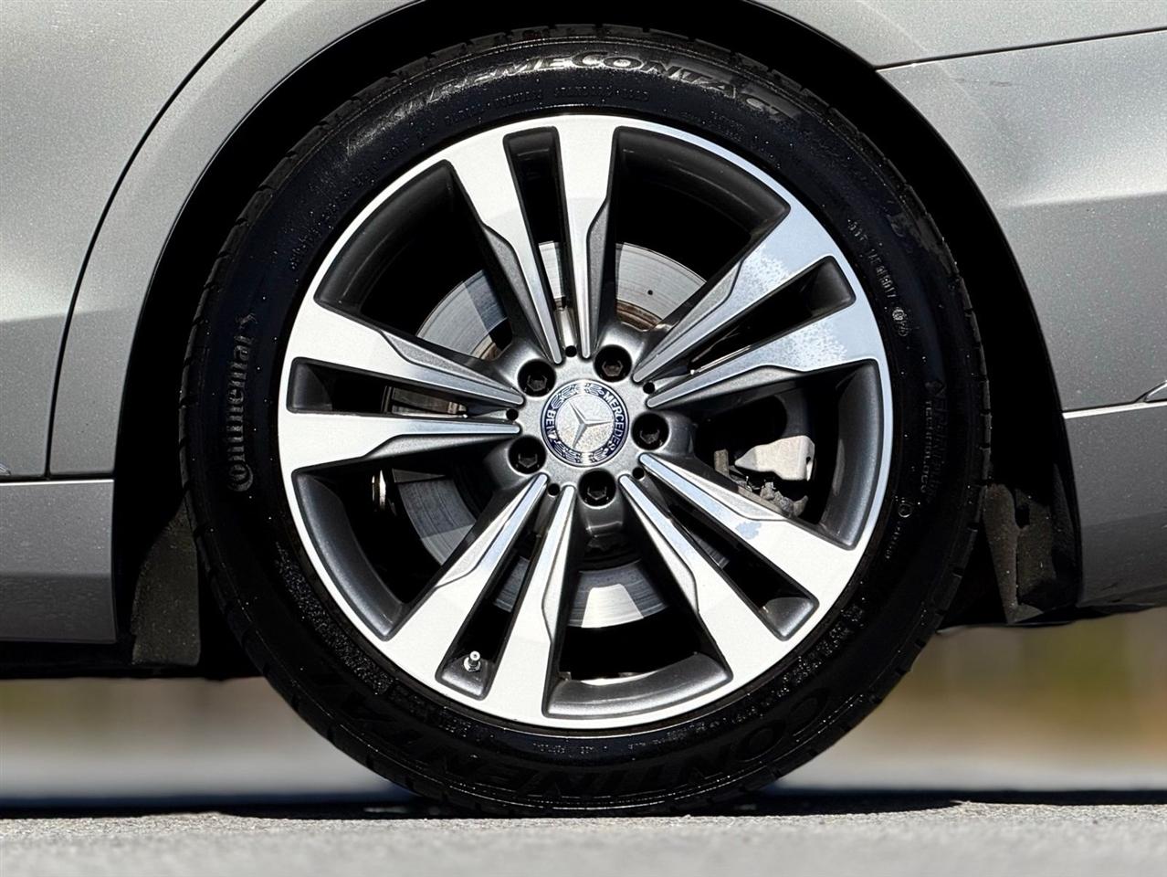 Mercedes-Benz S-Class  2015