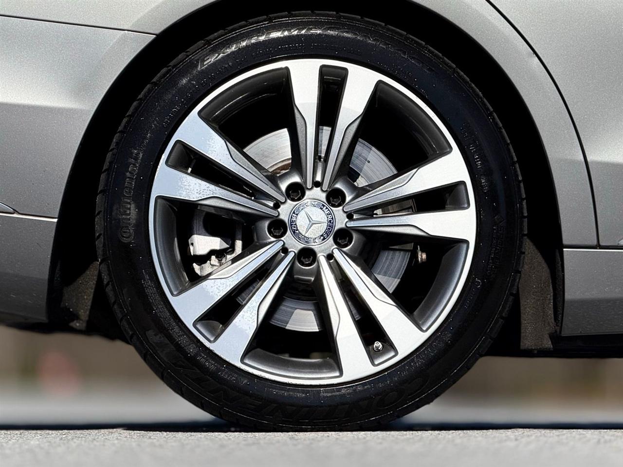 Mercedes-Benz S-Class  2015