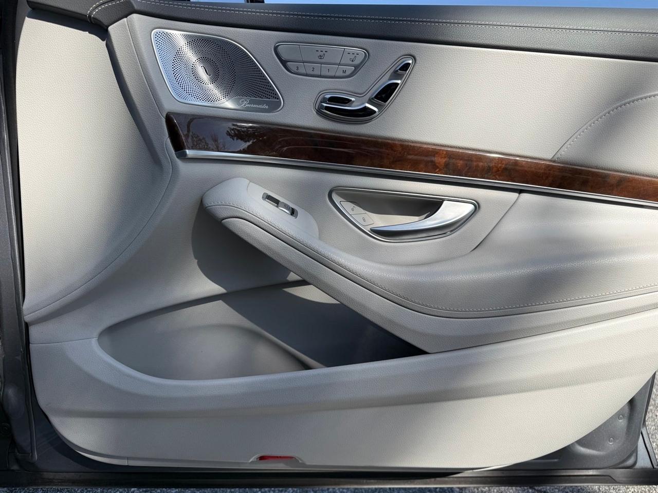 Mercedes-Benz S-Class  2015