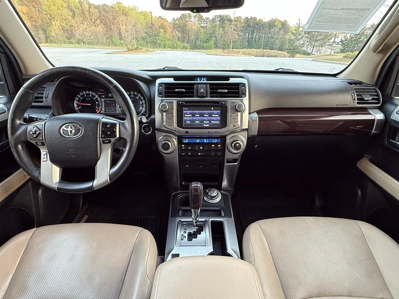 Toyota 4Runner  2014