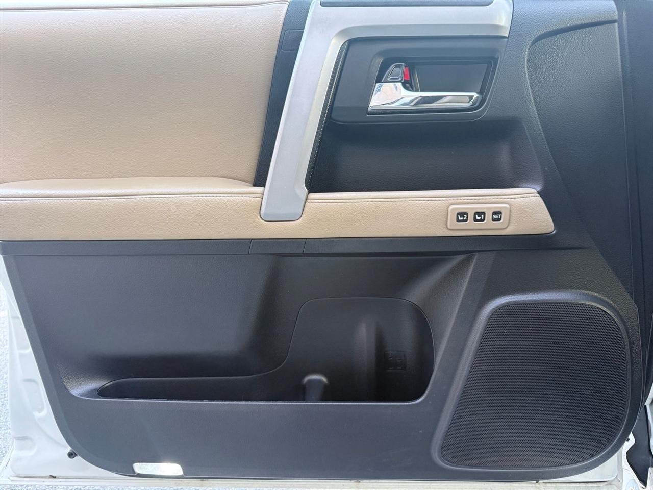 Toyota 4Runner  2014