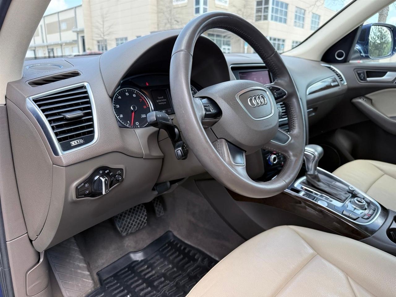 Audi Q5  2014