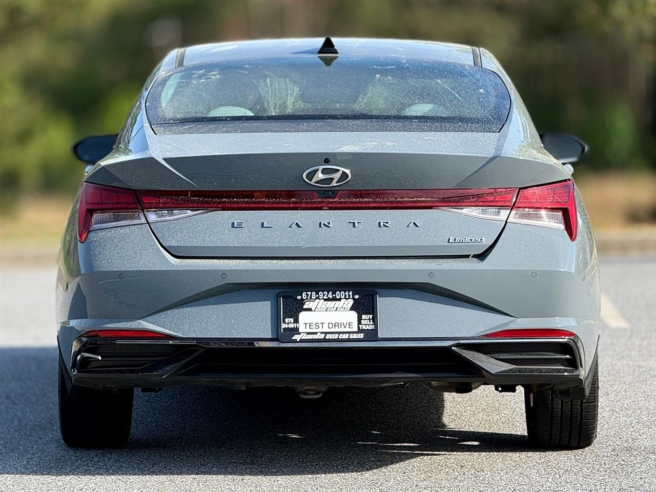 Hyundai Elantra  2023