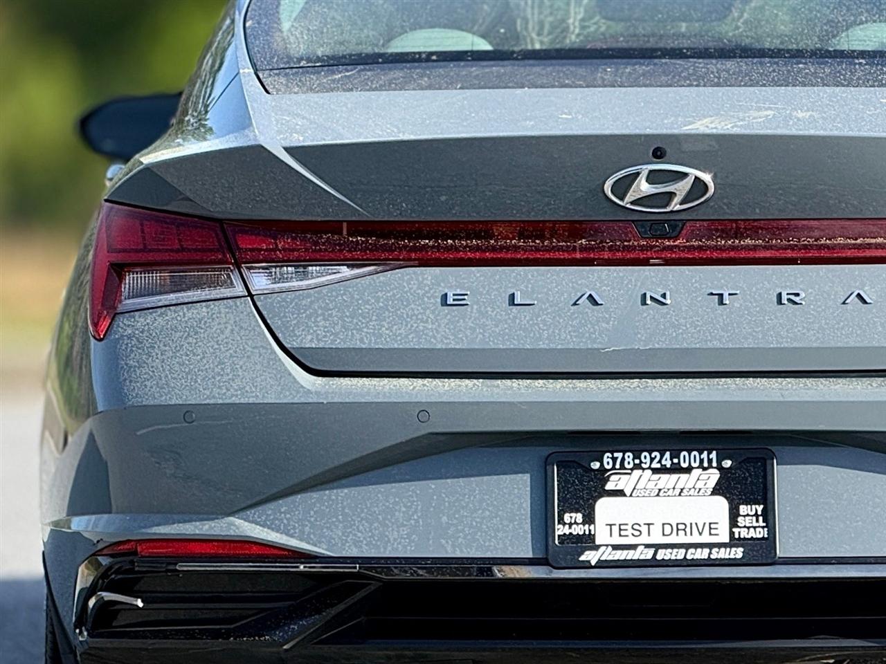 Hyundai Elantra  2023