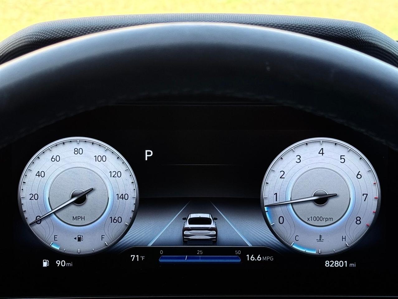 Hyundai Elantra  2023