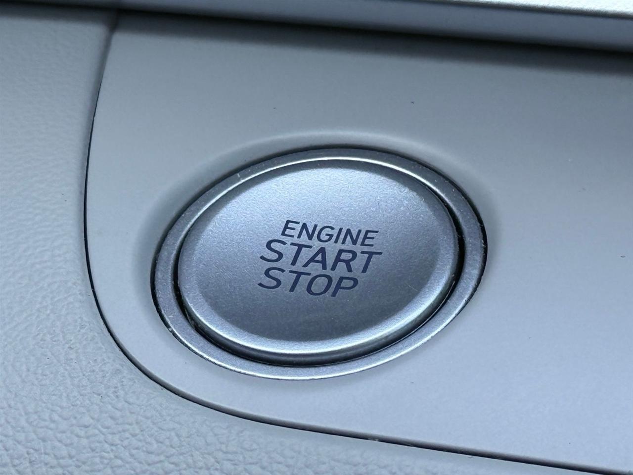 Hyundai Elantra  2023