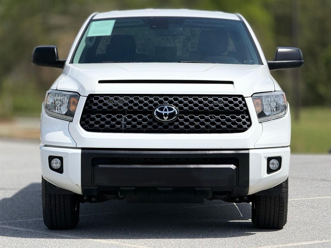 Toyota Tundra 4WD  2021