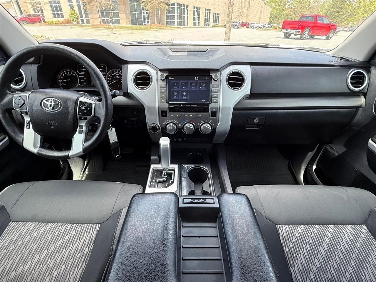 Toyota Tundra 4WD  2021