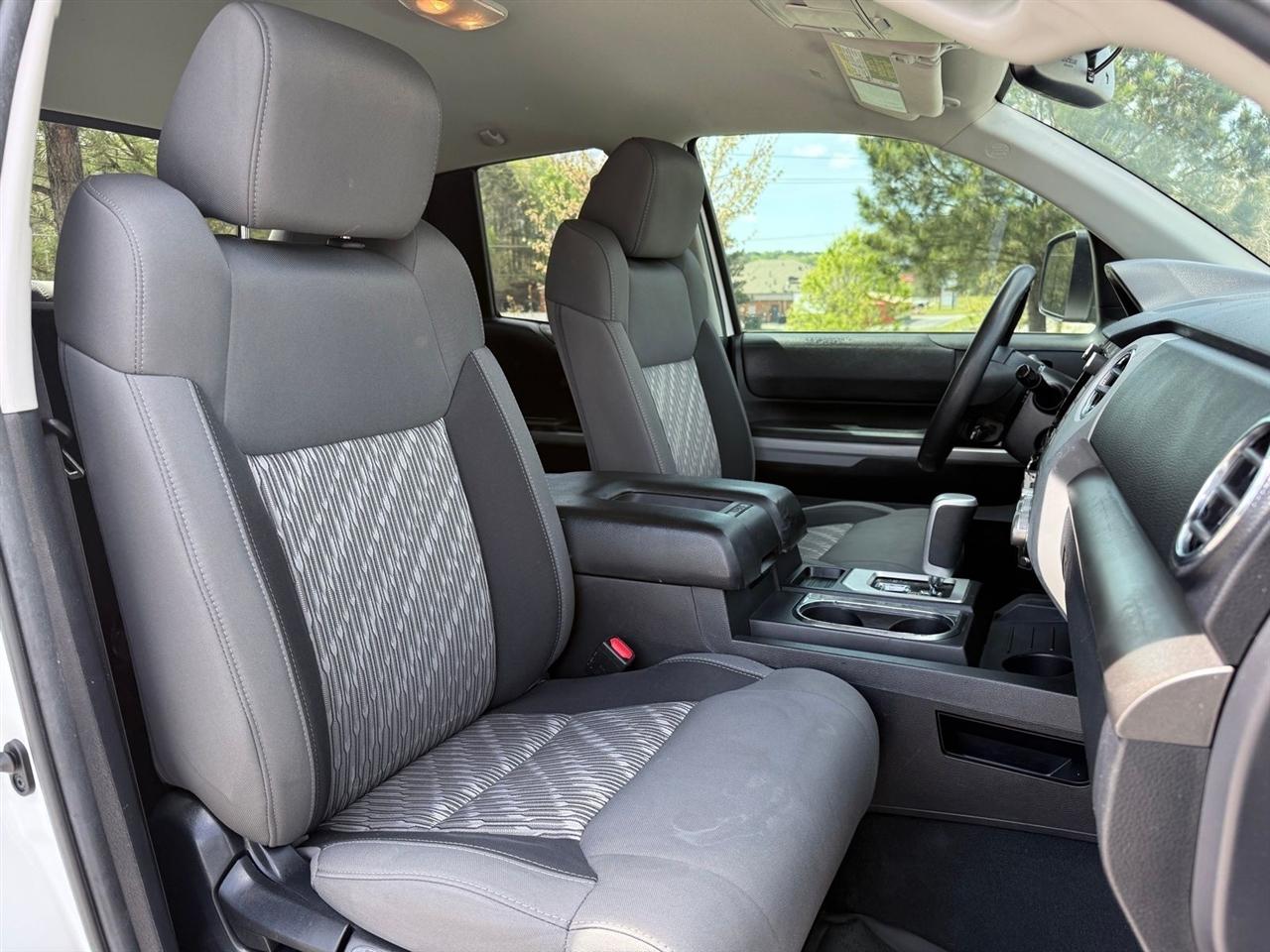 Toyota Tundra 4WD  2021