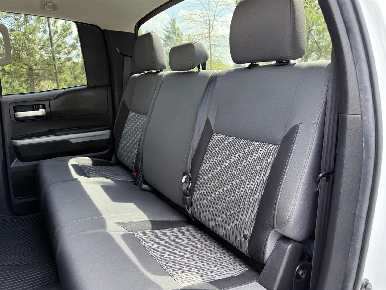 Toyota Tundra 4WD  2021