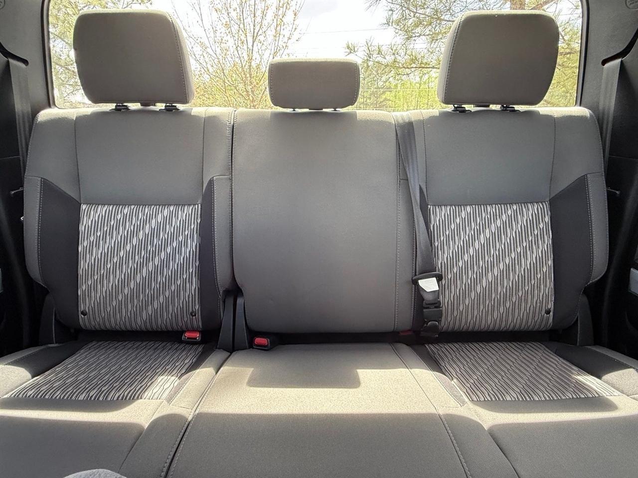 Toyota Tundra 4WD  2021