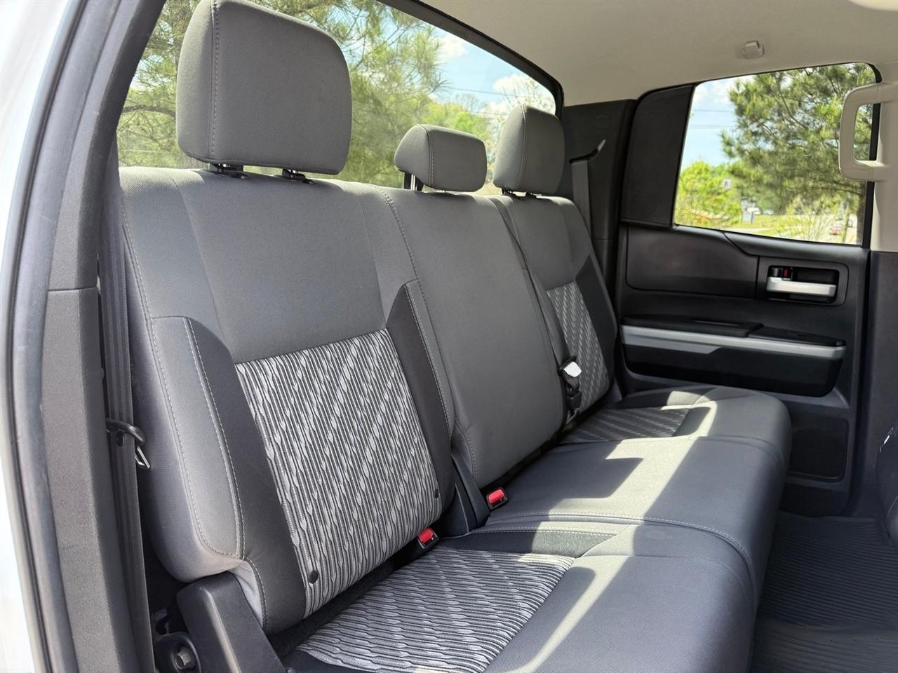 Toyota Tundra 4WD  2021