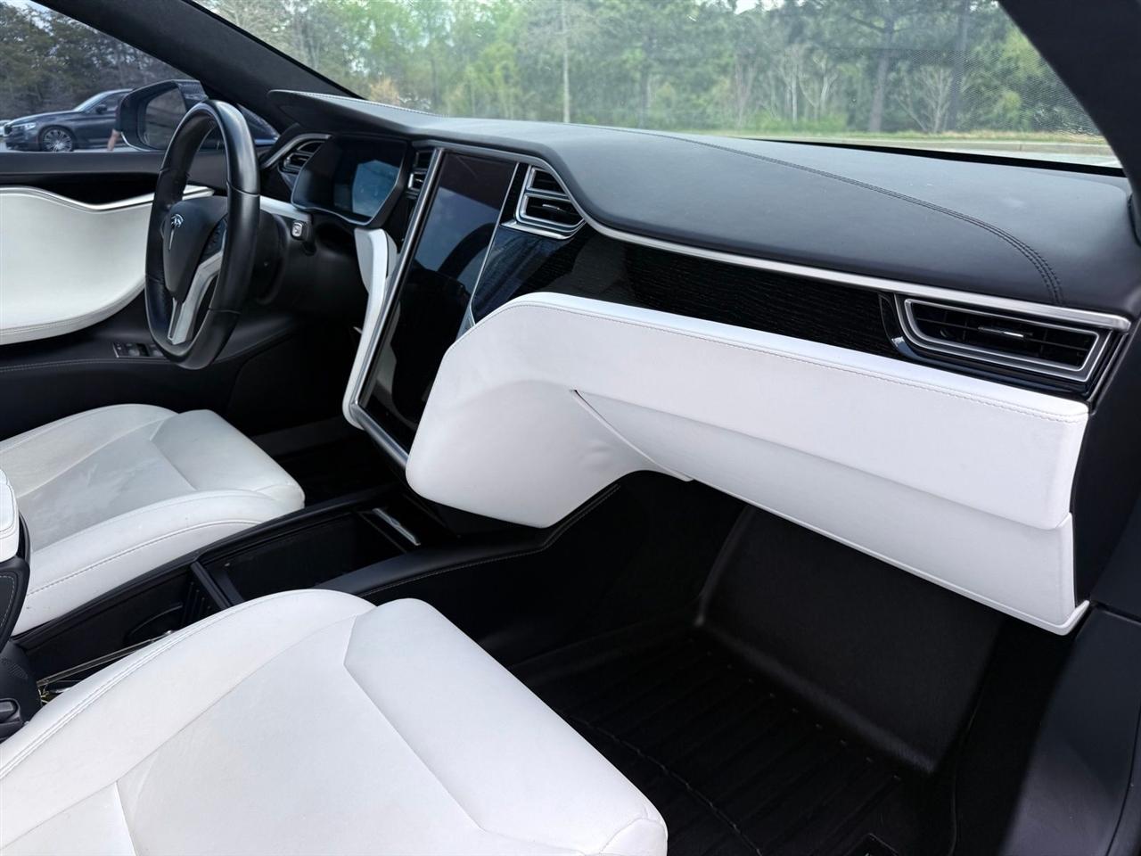 Tesla Model S  2017
