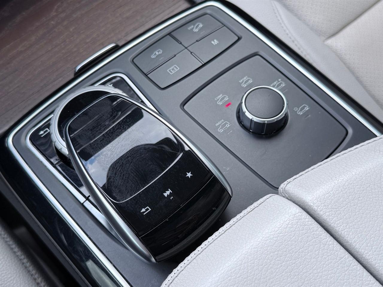 Mercedes-Benz GLE  2019