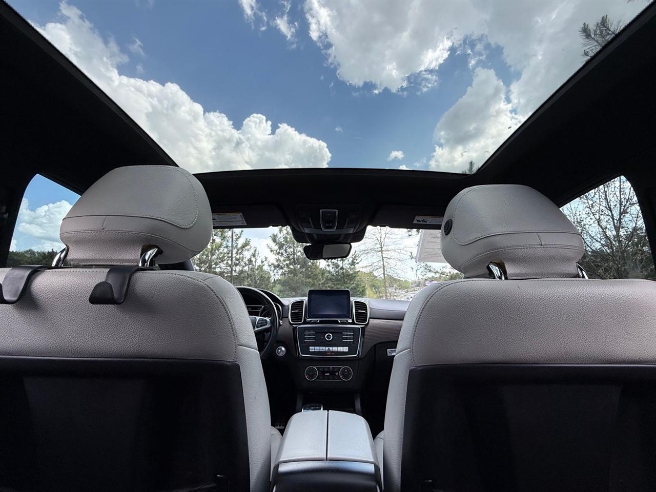 Mercedes-Benz GLE  2019