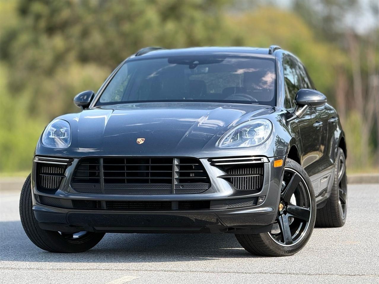 Porsche Macan  2020