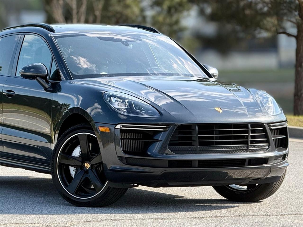 Porsche Macan  2020