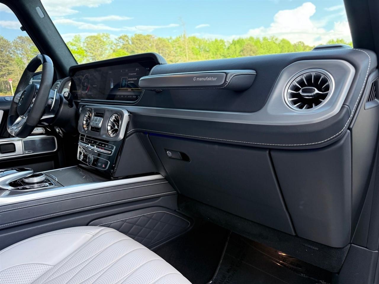 Mercedes-Benz G-Class  2023