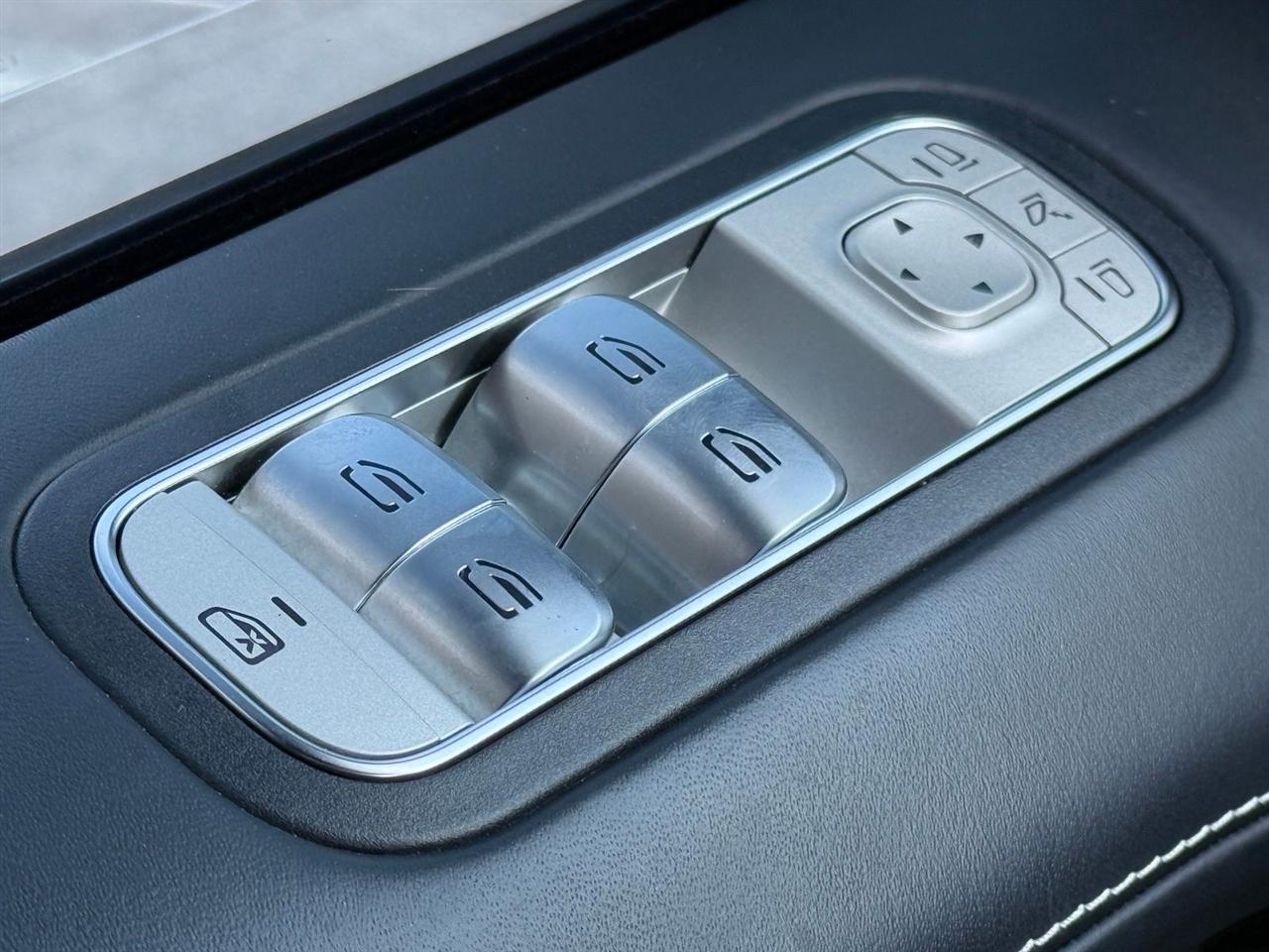 Mercedes-Benz G-Class  2023
