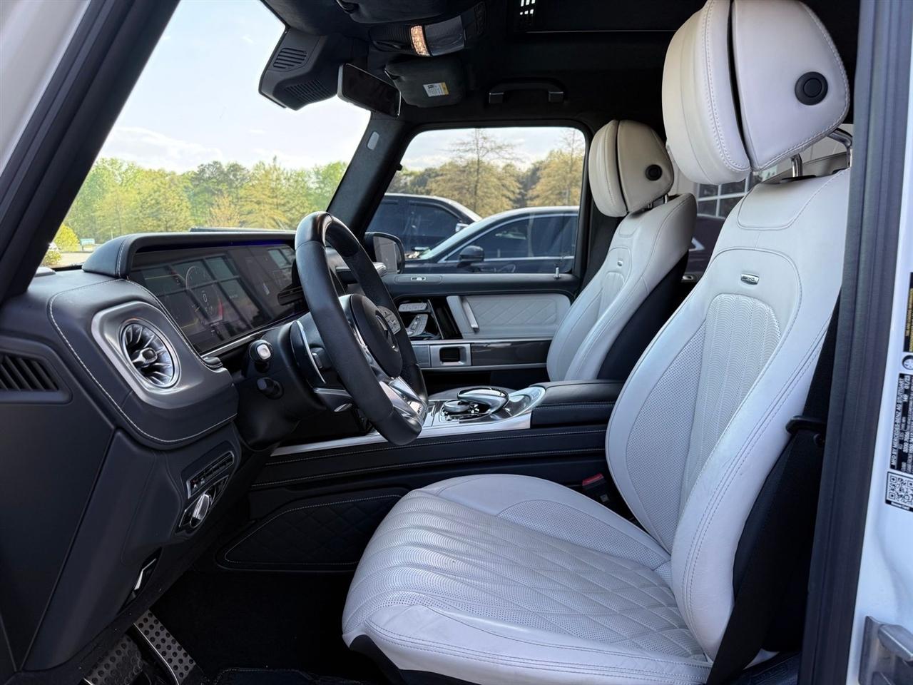Mercedes-Benz G-Class  2023
