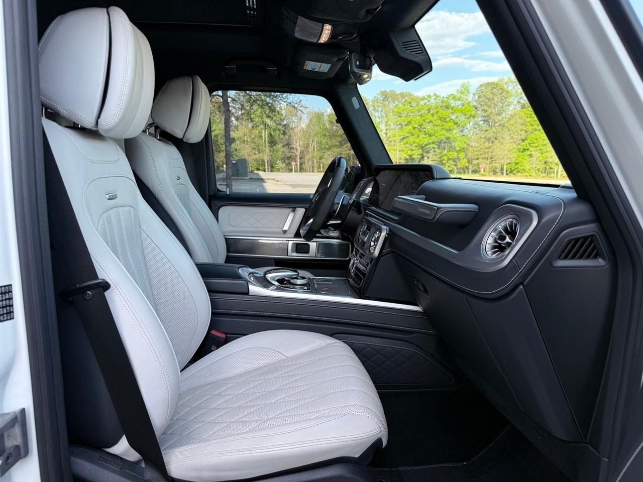 Mercedes-Benz G-Class  2023