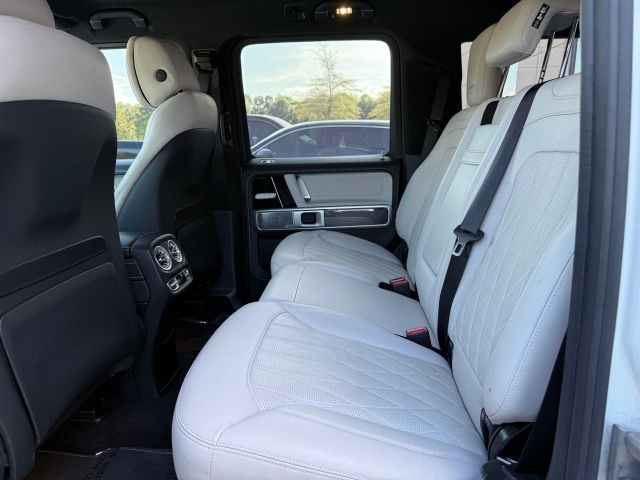 Mercedes-Benz G-Class  2023