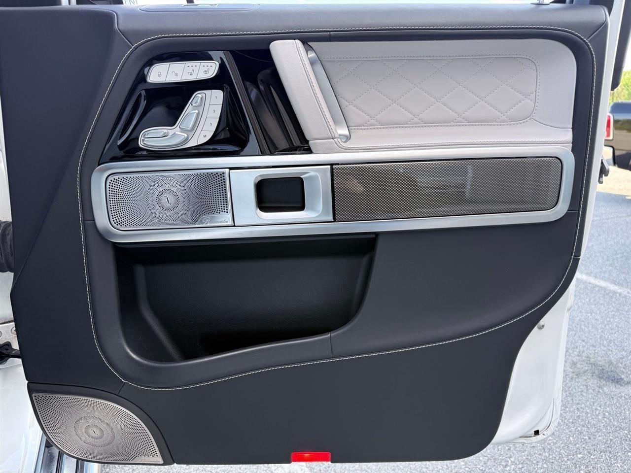 Mercedes-Benz G-Class  2023