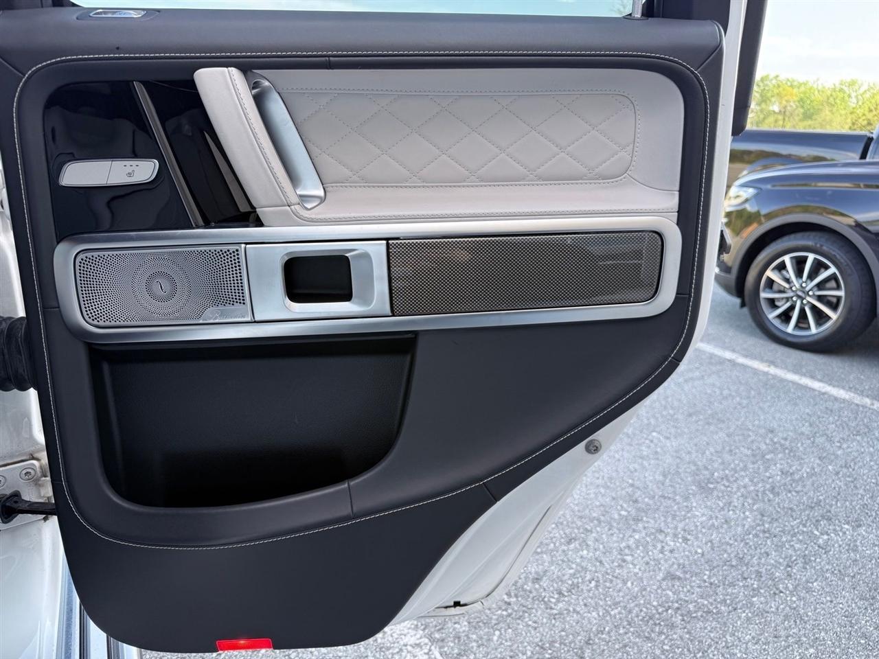 Mercedes-Benz G-Class  2023