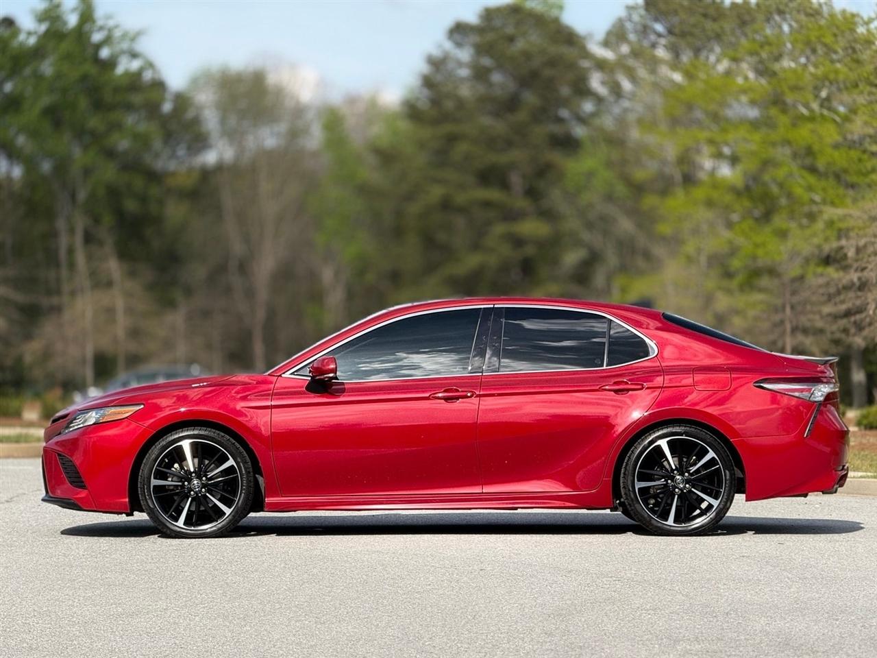 Toyota Camry  2019